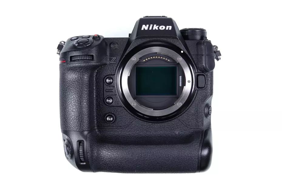 Nikon Z9 Mirrorless Camera (Body)