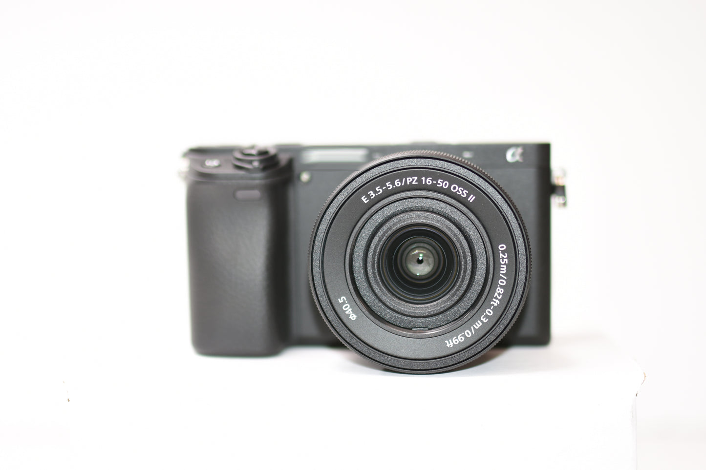 Sony a6400 Mirrorless Camera with 16-50mm f/3.5-5.6 OSS II Lens Bundle