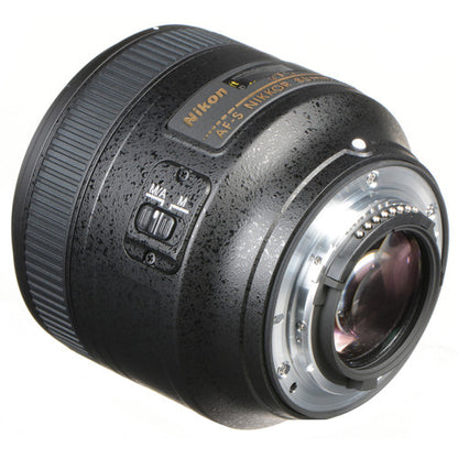 Nikon 85mm f/1.8G FX-format prime lens for DSLR cameras
