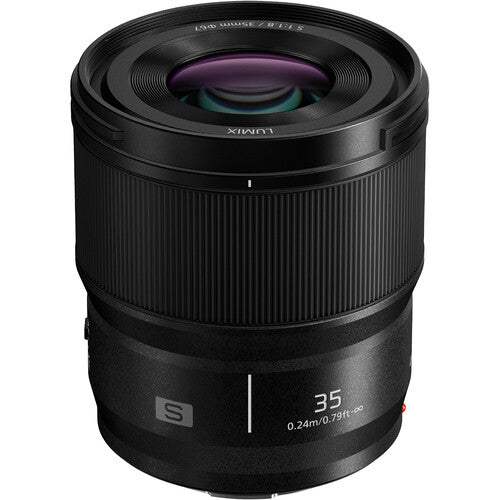 panasonic-lumix-35mm-f1.8-front.jpg
